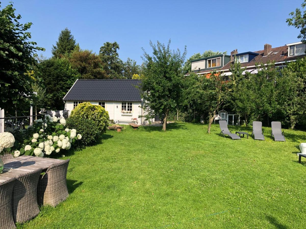 Tiny House In Tuin Van De Statige Villa Mariahof Dordrecht Exterior foto